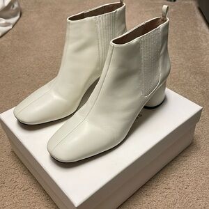 White Marc Jacobs Rocket Chelsea boot